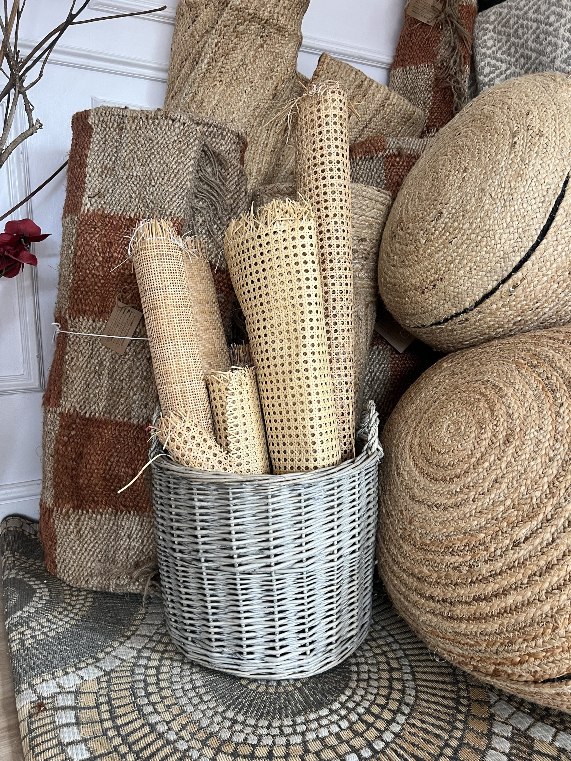Round Jute ottoman - Image 7