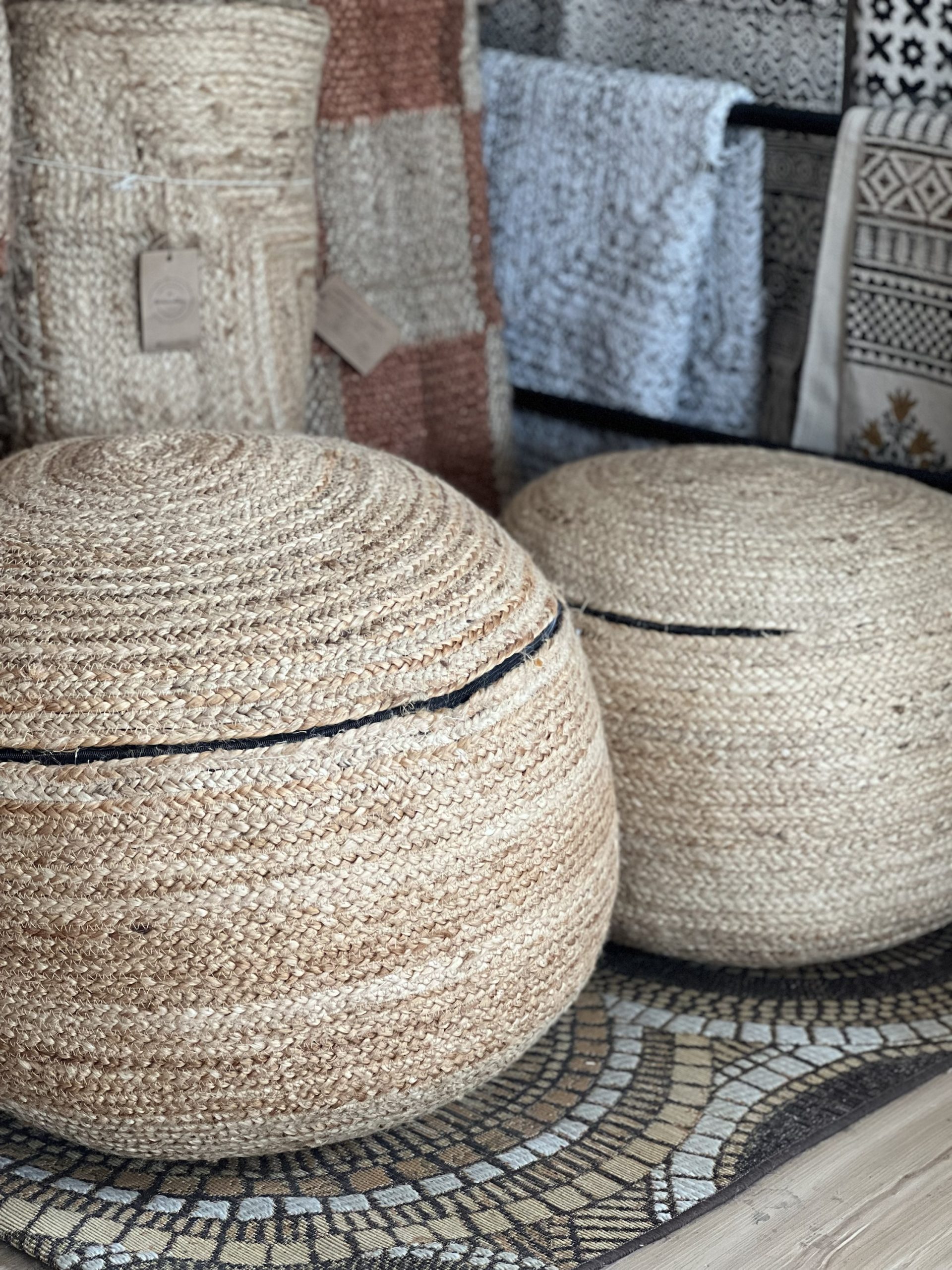 Round Jute ottoman