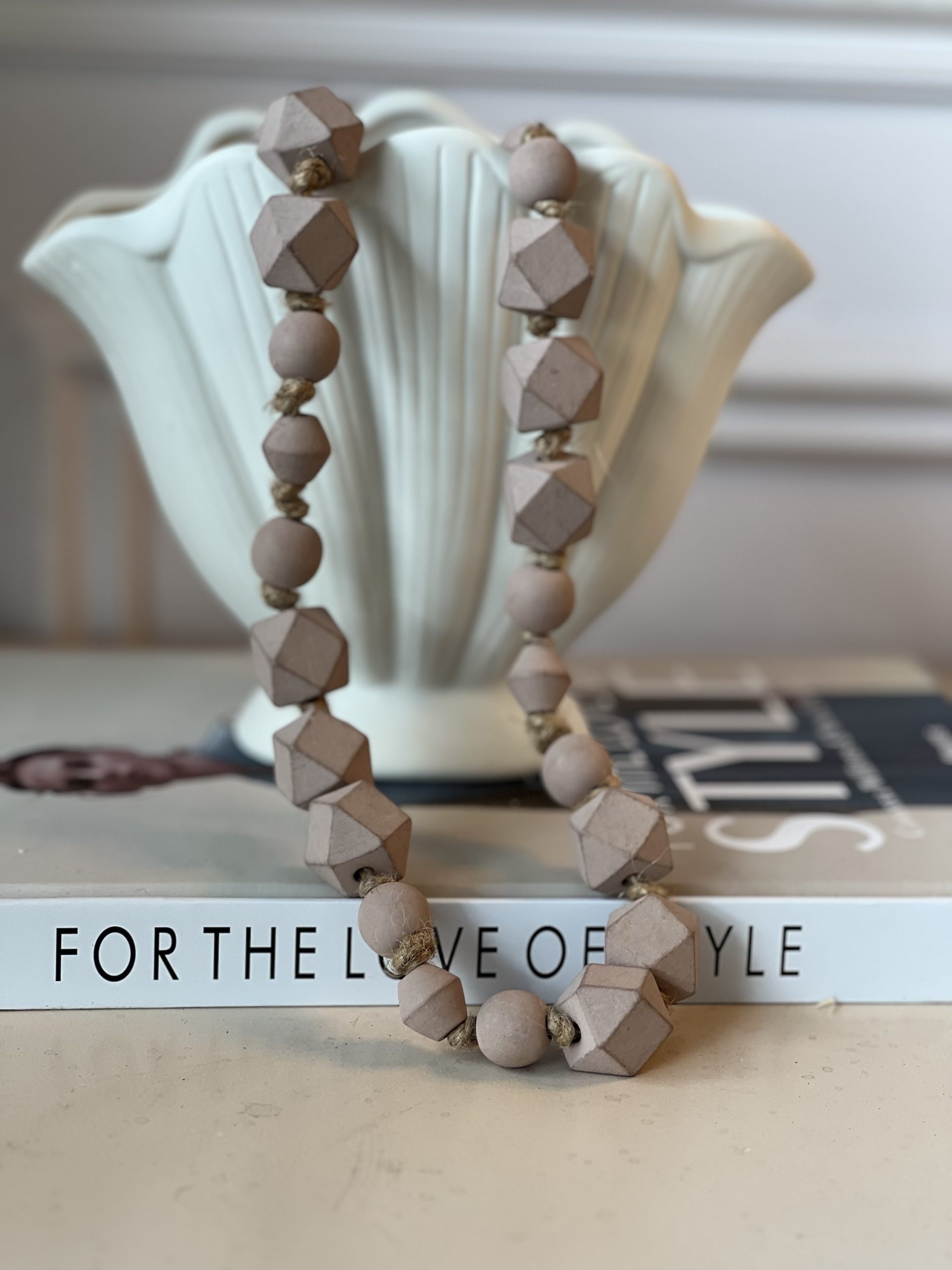 Wooden bead garland - Image 6
