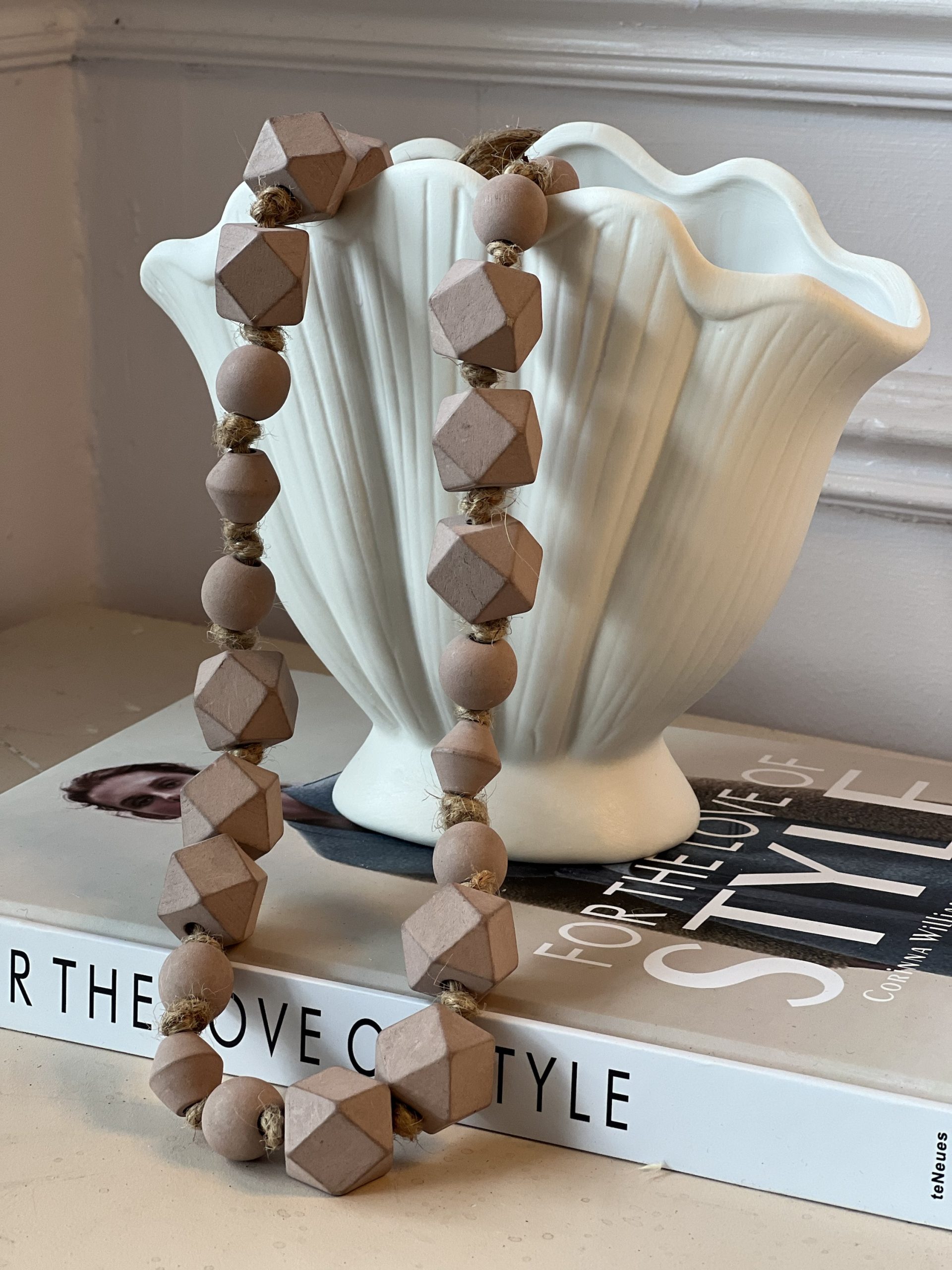 Wooden bead garland - Image 3